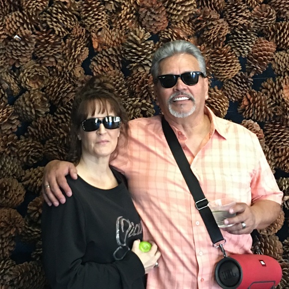 Meet your Posher, Andrea - Picture 3 of 3